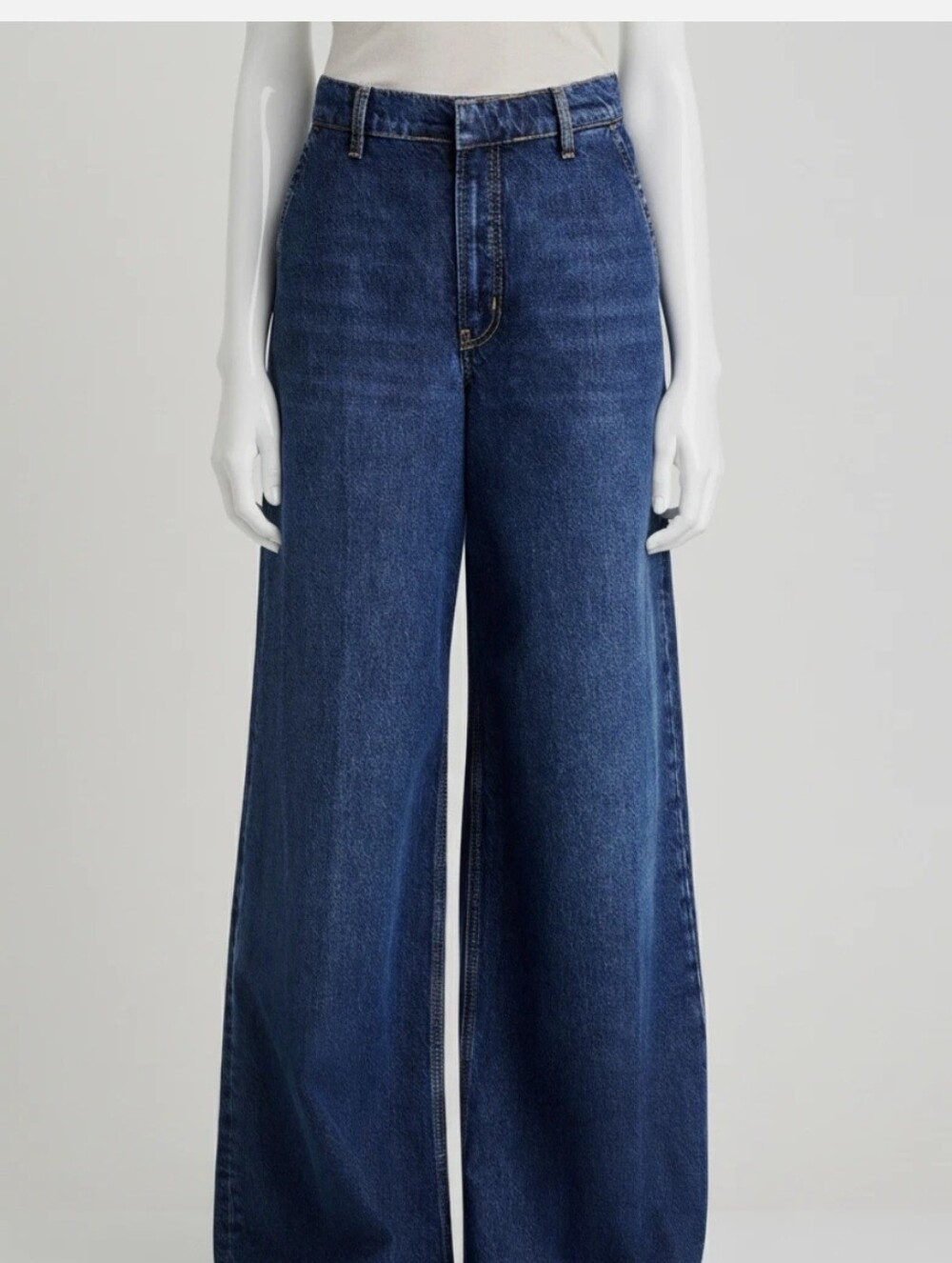 Frame Flare Jeans